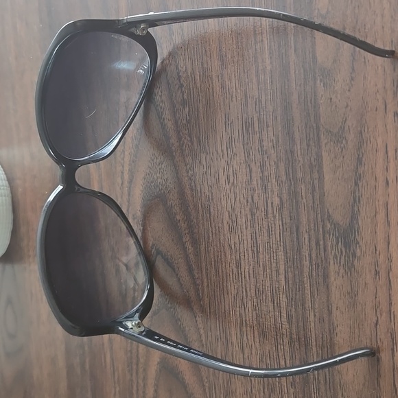 Dolce & Gabbana Black Oversized Sunglasses - Picture 3 of 4